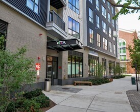 Building Photo - 3531 Washington St