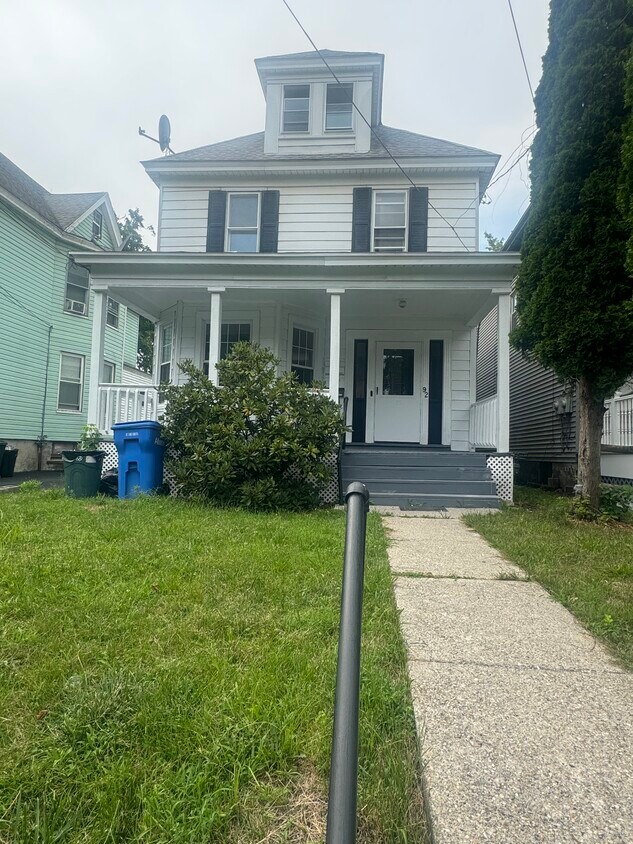 Primary Photo - 92 N Allen St