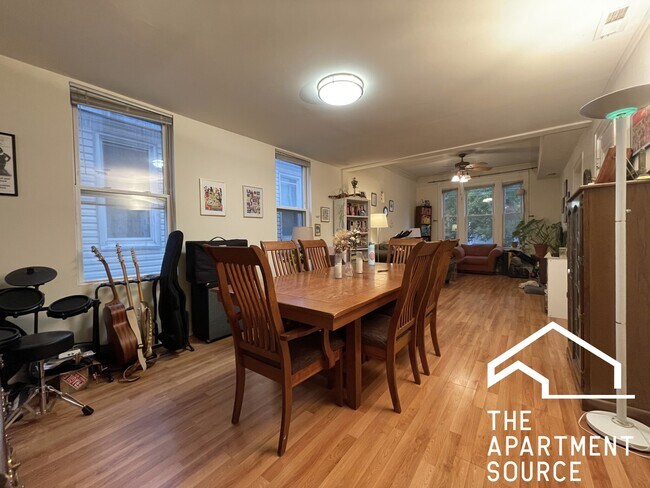 Foto del edificio - 3052 W George St