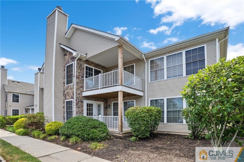 Foto principal - 27 Lackland Ave
