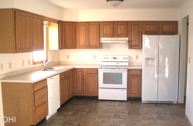 Building Photo - 3 br, 3 bath House - 1300 W. Washington