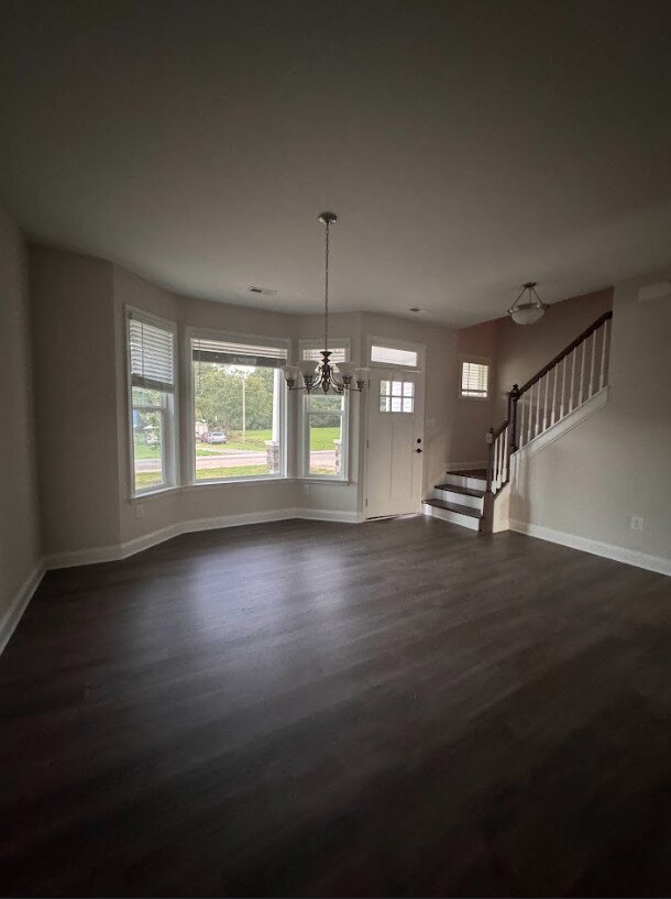 Foto del edificio - Spacious 4-Bed, 2.5-Bath Home in Woodruff ...