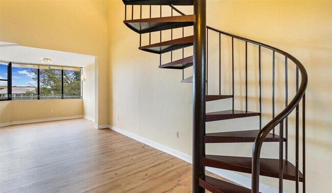 Foto del edificio - 8215 SW 152nd Ave