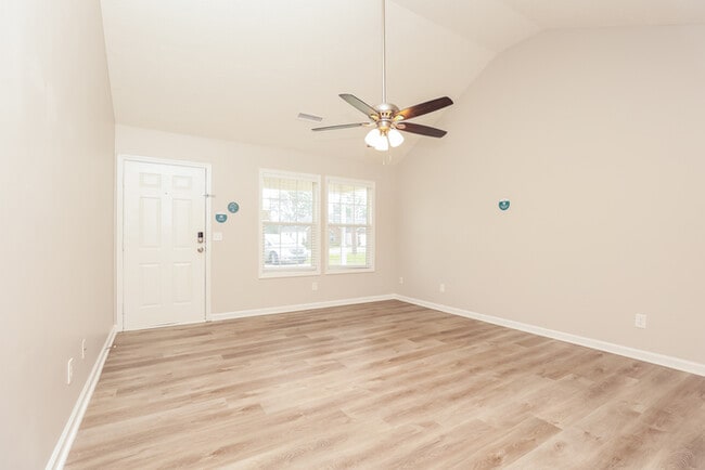 Foto del edificio - 5014 Hectare Ln