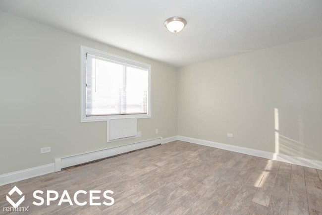 Foto del edificio - 3932 N Narragansett Ave