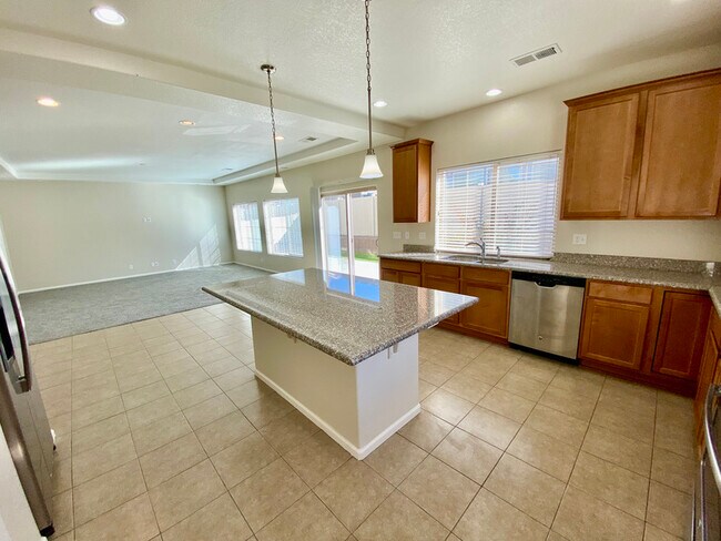 Foto del edificio - 4906 Ceylon Wy