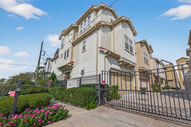 Foto del edificio - 931 W 23rd St