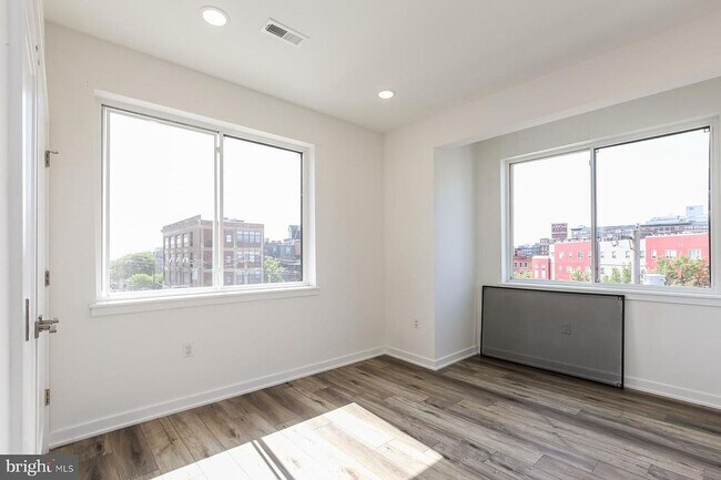Foto del edificio - 1431 Brown St