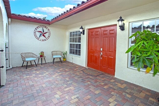 Foto del edificio - 781 SW 49th Terrace