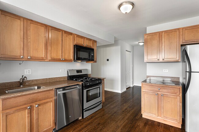 Foto del edificio - 7616 N Marshfield Ave