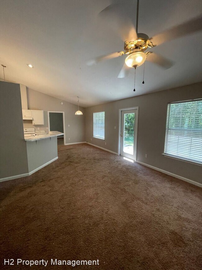 Building Photo - 3 br, 2 bath House - 4954 Leah Lane
