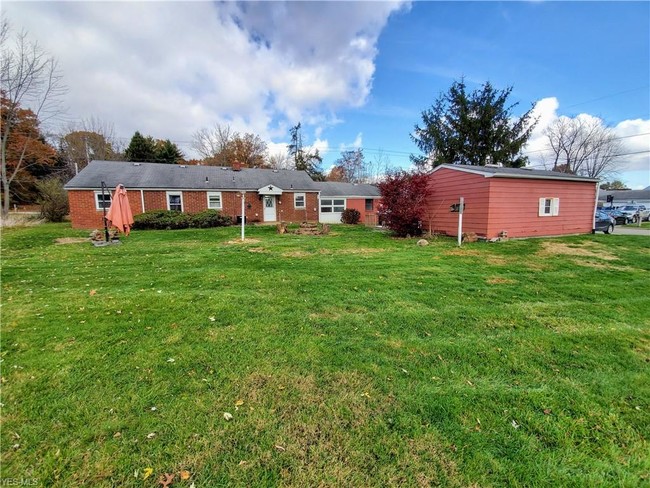 Building Photo - 1295 E Western Reserve Rd