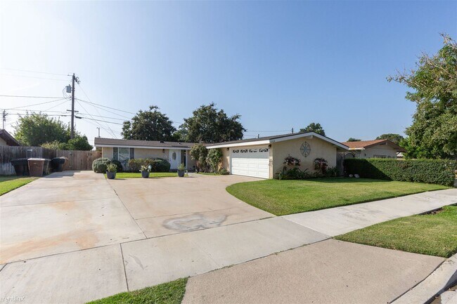 Building Photo - 3 br, 2 bath House - 2114 East Alden Avenue