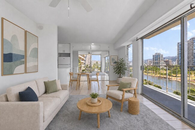 Foto del edificio - Waikiki 1BR/1BA with Ala Wai Canal & Mountain Views — Wraparound Lanai, Utilities Included