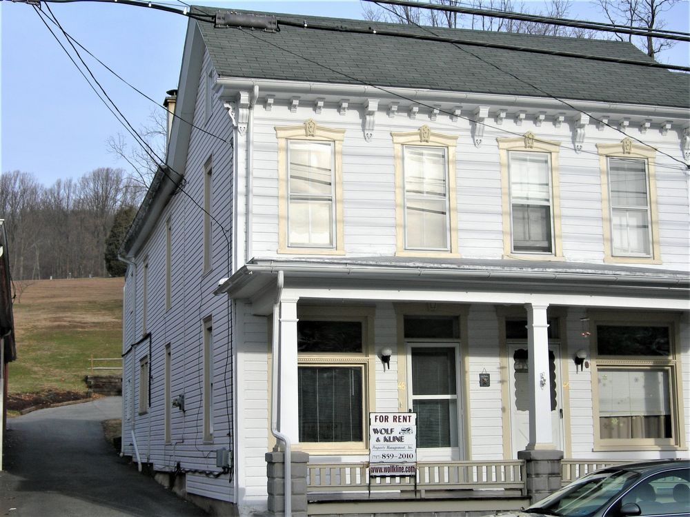 Primary Photo - 48 W Main St