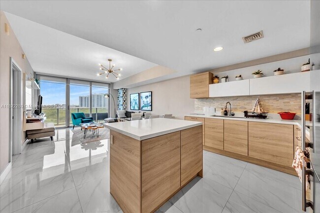 Foto del edificio - 16385 Biscayne Blvd