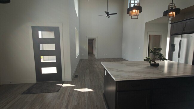 Foto del edificio - 3419 Baneberry Ln