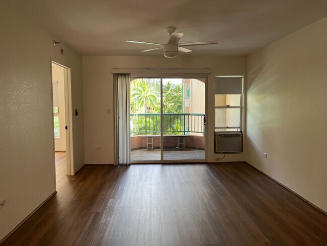 Building Photo - Country Club Village - 2 bedrooms, 2 baths...