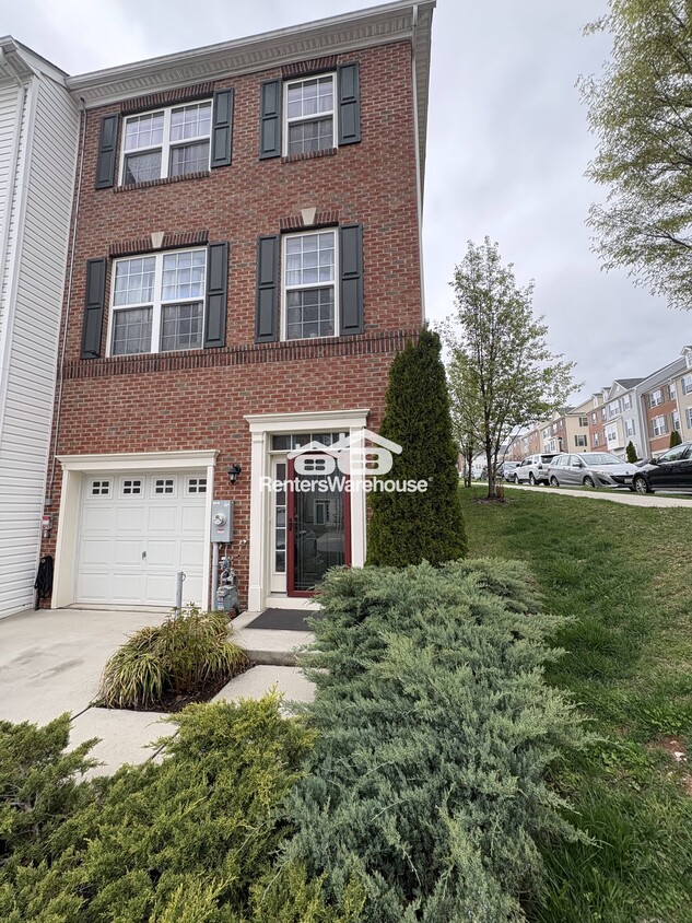 Primary Photo - 6274 McKay Cir