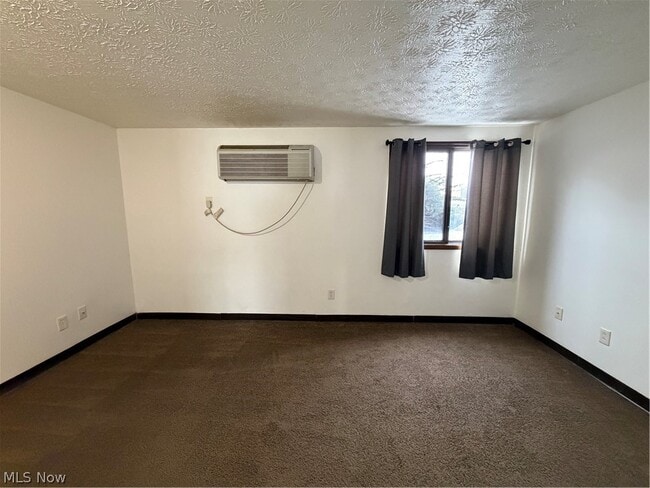 Foto del edificio - 4107 Orchard Dale Dr NW