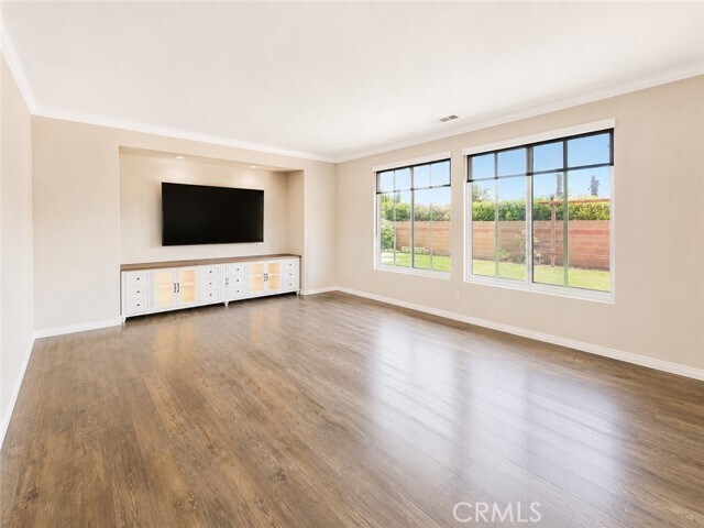 Foto del edificio - 1695 N Larkspur Ln
