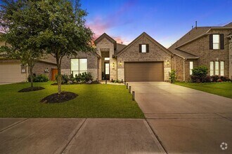 Building Photo - 32927 Franklin Brooks Dr