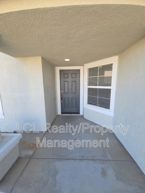Building Photo - 1510 Sunnybank Dr