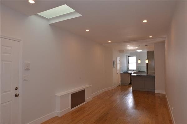 Building Photo - 33 Driggs Ave