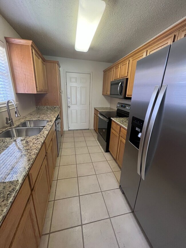 Foto del edificio - 9407 Panther Way