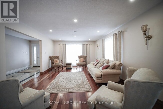 Building Photo - 38 Spruce Ave