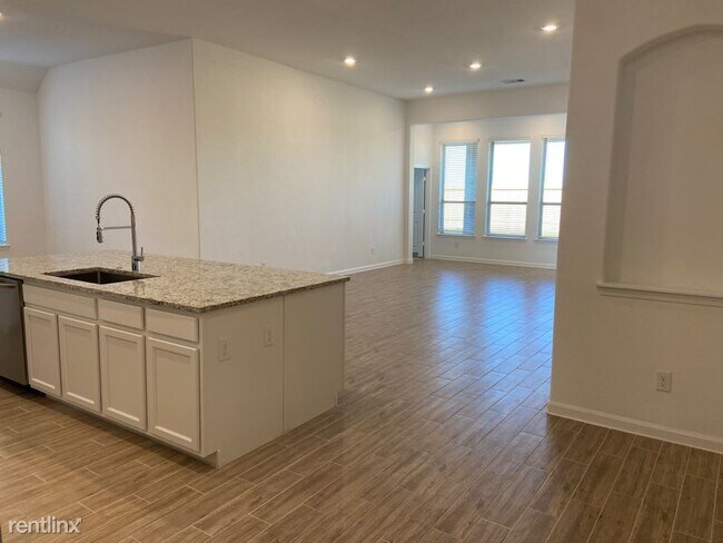 Building Photo - 4 br, 3.5 bath House - 2335 Keystone Ridge Ln