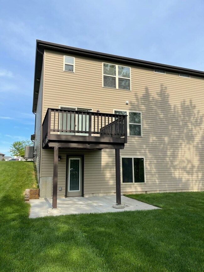 Walk-out - 2535 Telluride Cir
