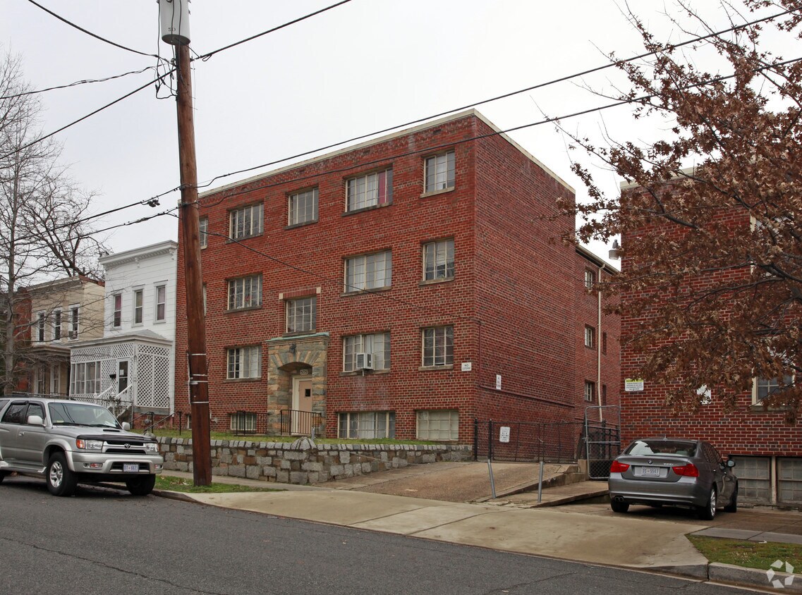 Primary Photo - 505 Jefferson St NW