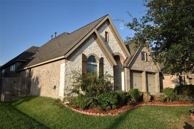 Building Photo - 13937 Palm Ridge Ln