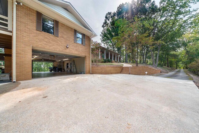 Foto del edificio - 2316 Mountain Crest Pl