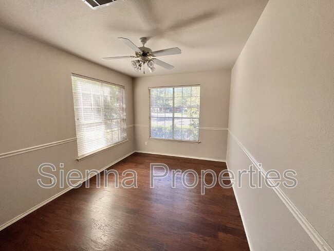Building Photo - 8917 Whiteworth Loop
