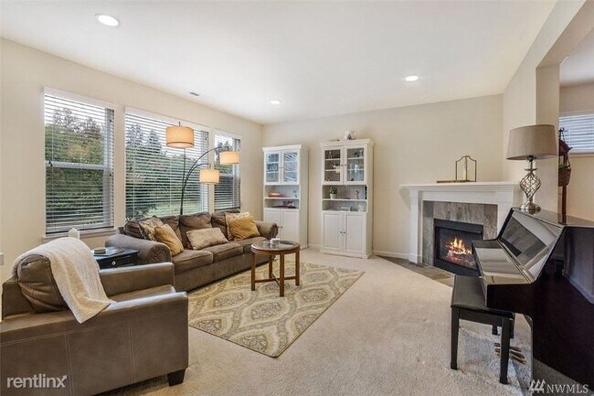 Building Photo - 4 br, 2.5 bath House - 12905 116th Av Ct E