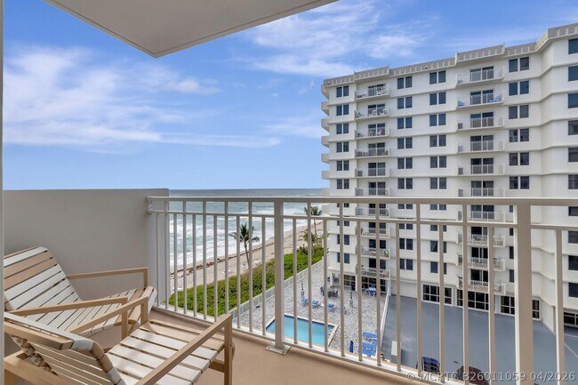 Building Photo - 3215 S Ocean Blvd