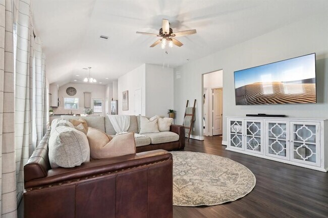 Foto del edificio - 40543 Berylline Ln.
