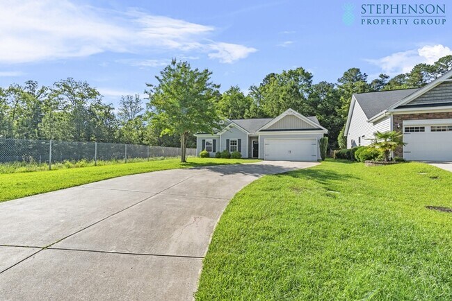 Building Photo - Furnished Rental! STR