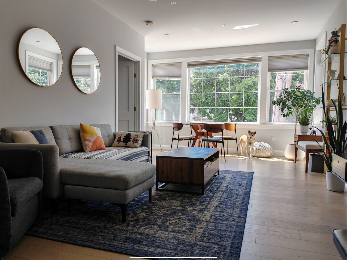 Foto principal - 54 Pleasant St