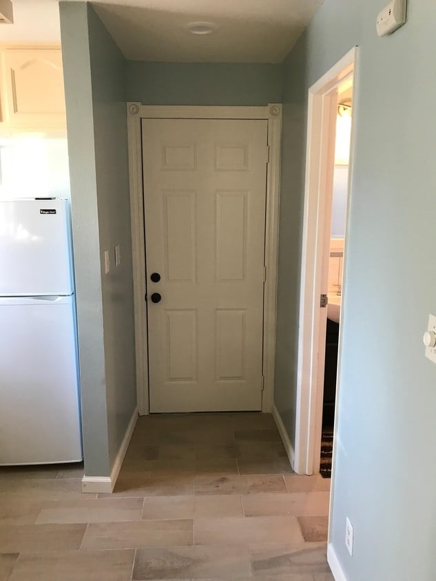 Foto principal - 16061 Devonshire St