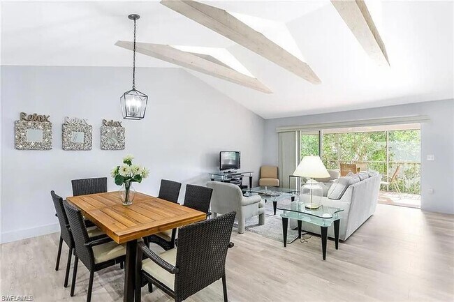 Building Photo - 5635 Turtle Bay Dr