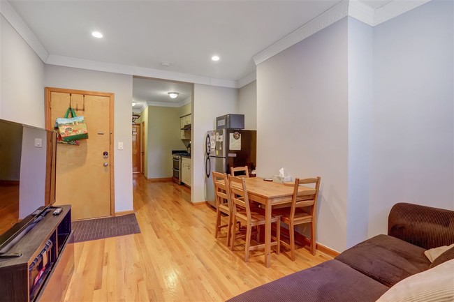 Building Photo - 348 Palisade Ave