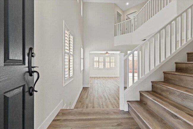 Foto del edificio - Fabulous Highly Upgraded Home!