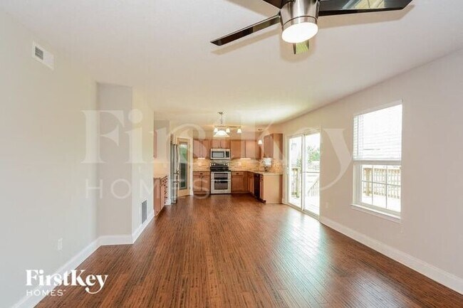 Foto del edificio - 4565 Vista Meadows Drive