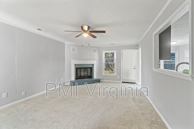 Building Photo - 3909 Wilmington Ct
