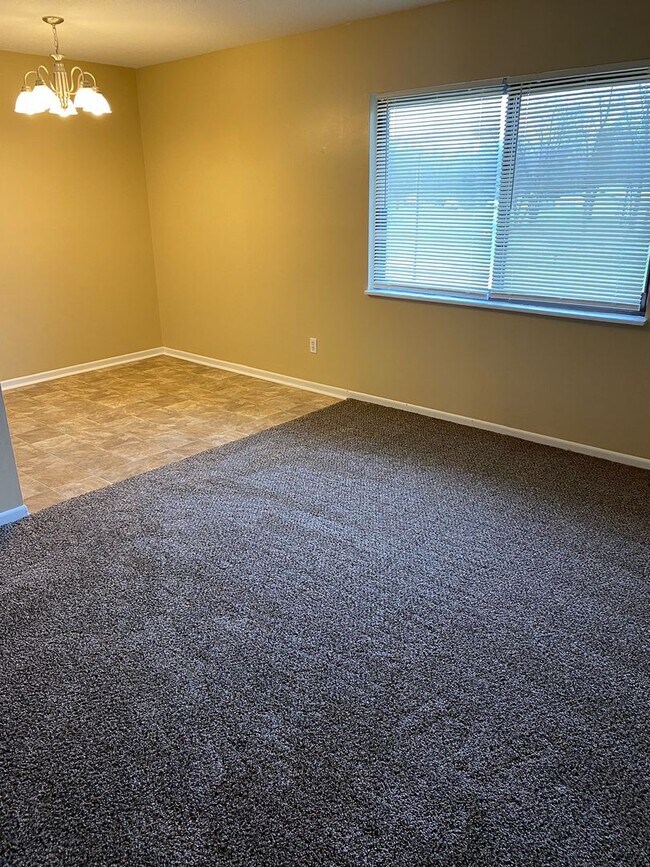 215 S Ivy Ln, Butler, IN 46721 House Rental in Butler, IN