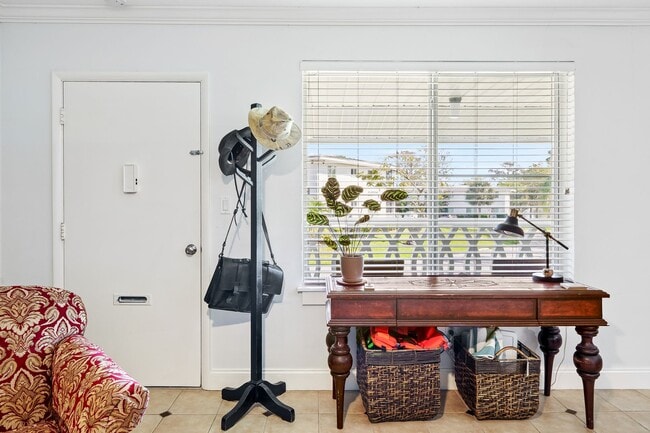 Photo - HIDDEN GEM COMING SOON, *AVAILABLE 6/1* Apartment