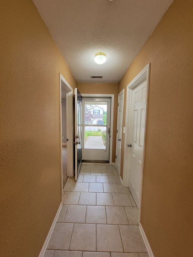 Foto del edificio - Single family home in The Highlands